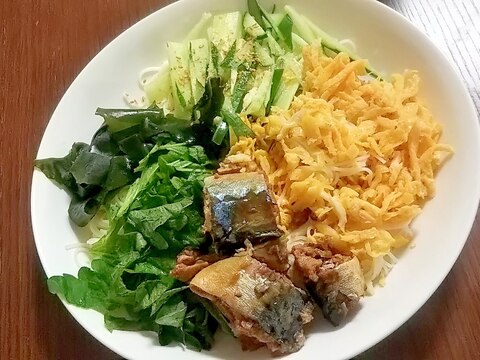 鯖缶と錦糸卵の冷たいそうめん